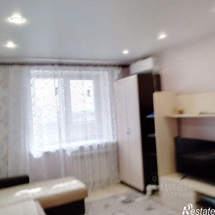 1-комн квартира ул им Лисина С.П., 13,  д. 13