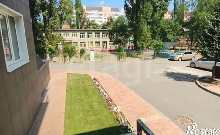 1-комн квартира пр-кт Строителей, 40,  д. 40