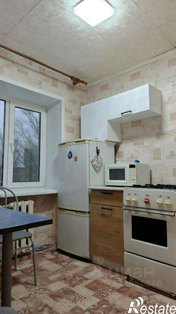 1-комн квартира пр-кт им 50 лет Октября, 136,  д. 136