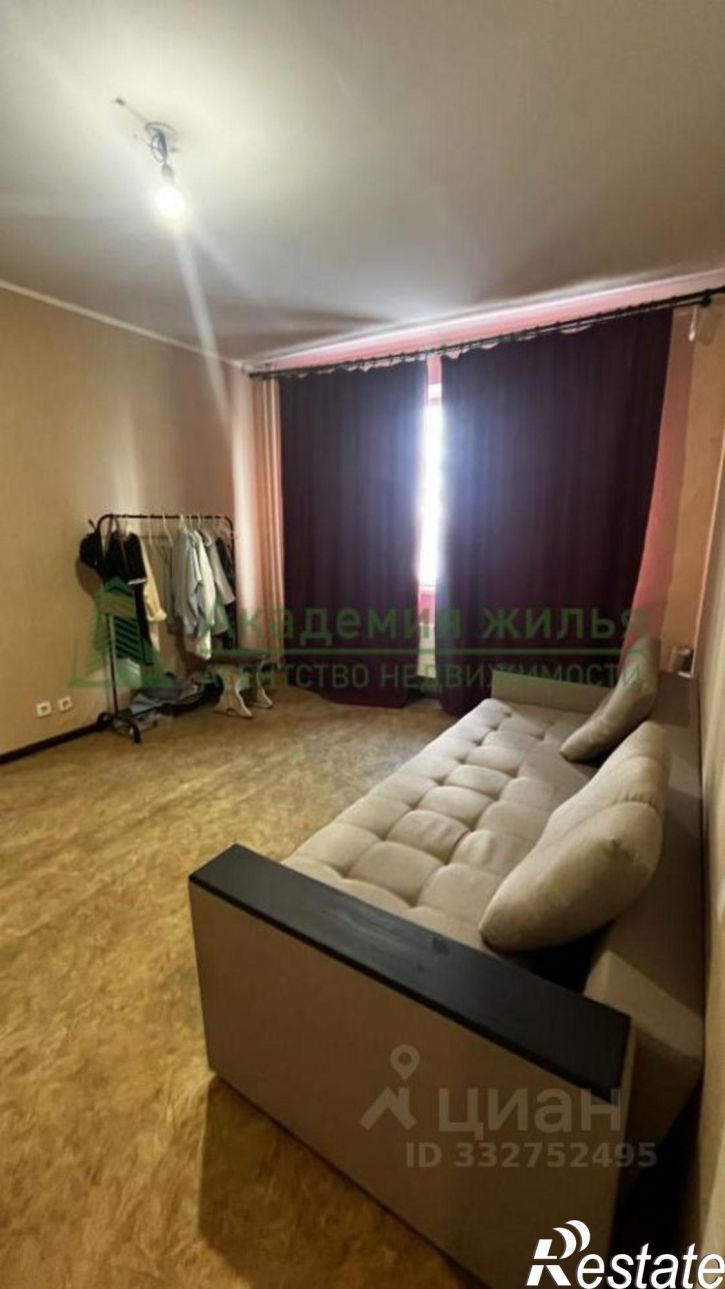 1-комн квартира ул Романтиков, 48А,  д. 48А