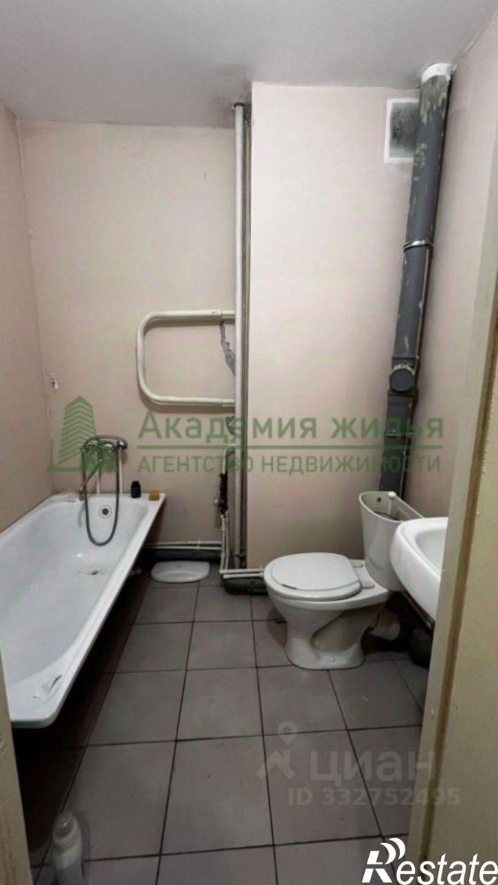1-комн квартира ул Романтиков, 48А,  д. 48А