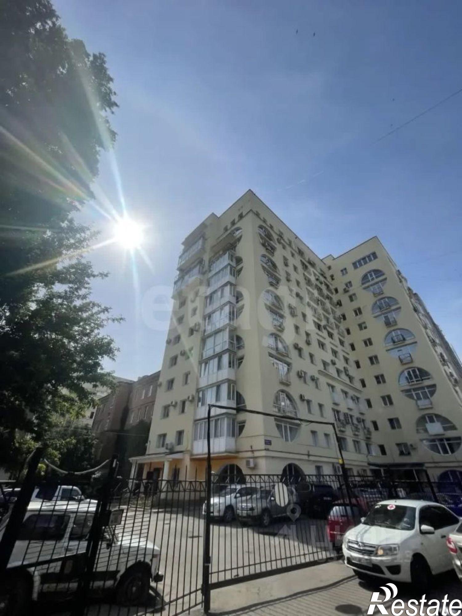 Купить складское помещение за 1 650 020 рублей на Театральная пл, 3
