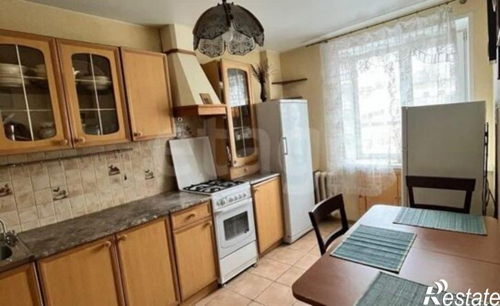 4-комн квартира ул им Зарубина В.С., 143/147,  д. 143/147