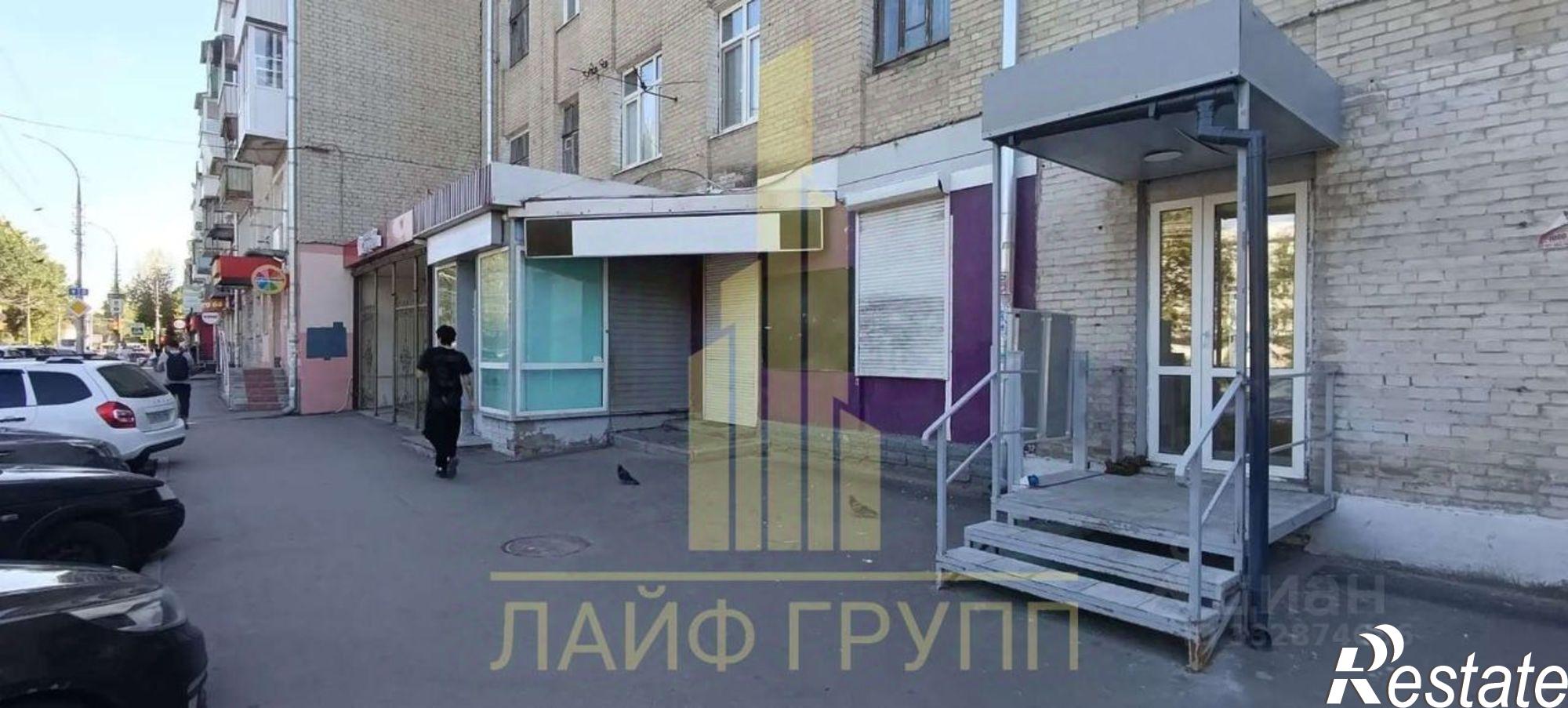 Купить торговое помещение за 8 300 060 рублей на ул Астраханская, 118