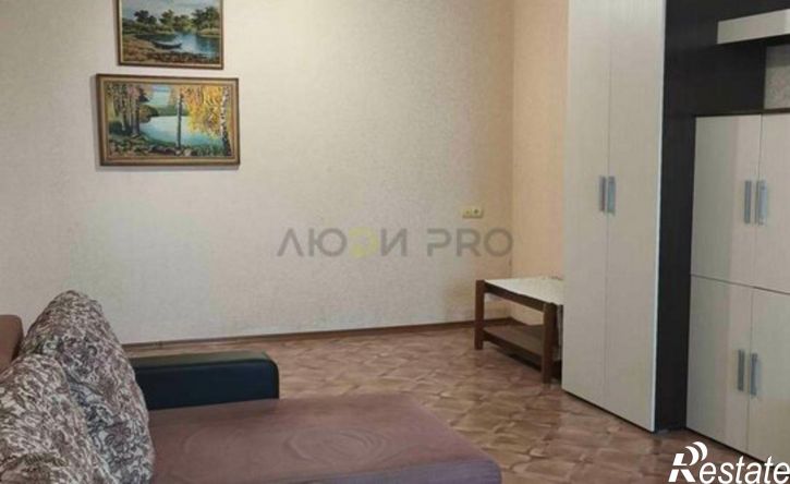1-комн квартира ул им Миротворцева С.Р., 4/8,  д. 4/8
