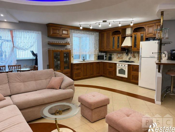 6-комн квартира ул им Академика Навашина С.Г., 40/2,  д. 40/2