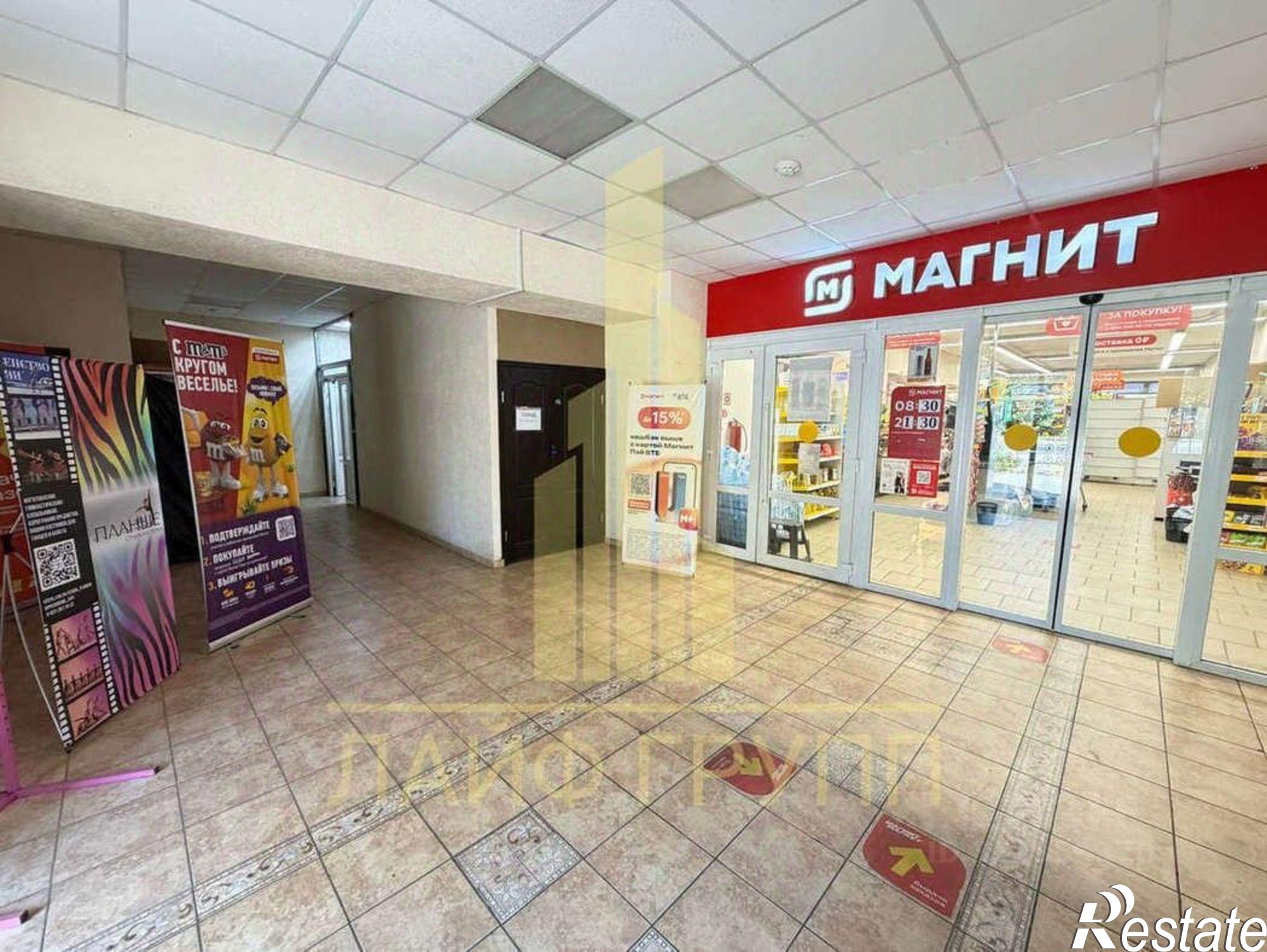 Купить торговое помещение за 47 901 000 рублей на ул Танкистов, 90