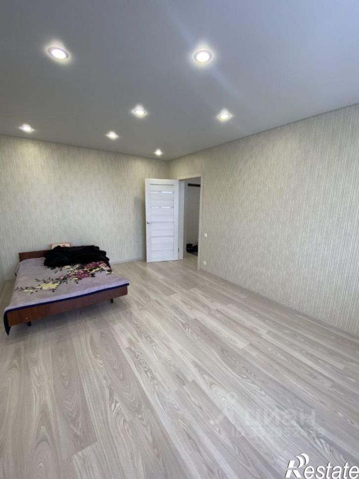 1-комн квартира ул им Плякина А.В., 10,  д. 10
