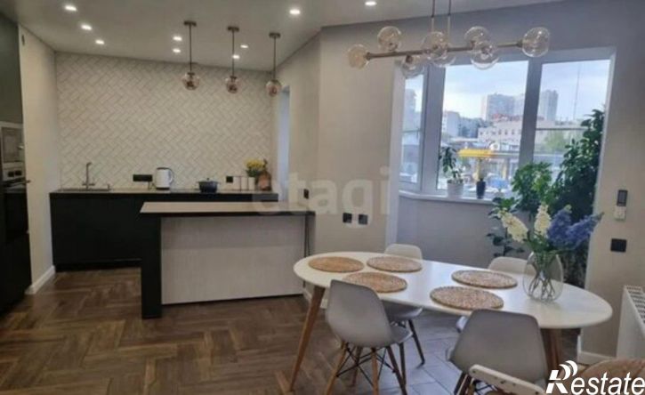 3-комн квартира ул им Симбирцева В.Н., 34,  д. 34