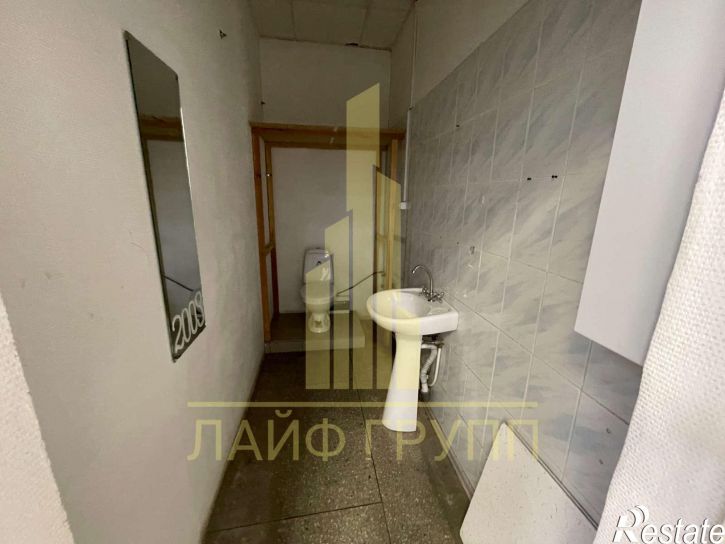 Торговое помещение Бережная улица, 10а