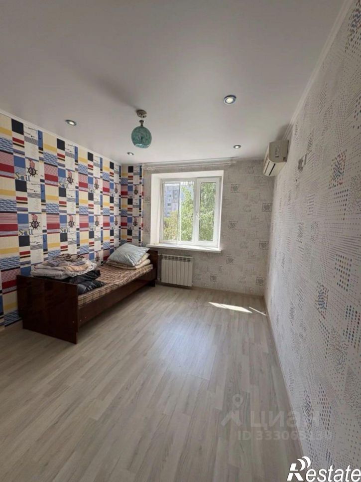 3-комн квартира ул Усть-Курдюмская, 3,  д. 3