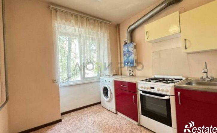 3-комн квартира пр-кт Строителей, 12,  д. 12