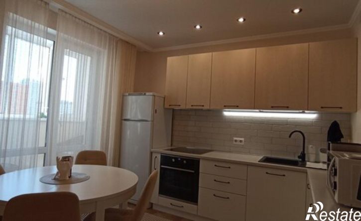 1-комн квартира пр-кт Героев Отечества, 4А,  д. 4А