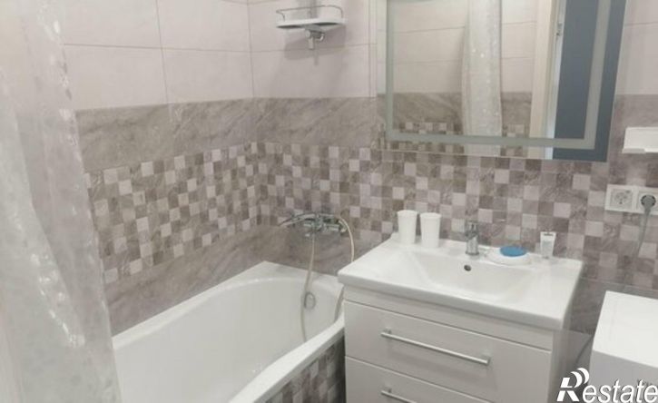 2-комн квартира ул Лунная, 30,  д. 30
