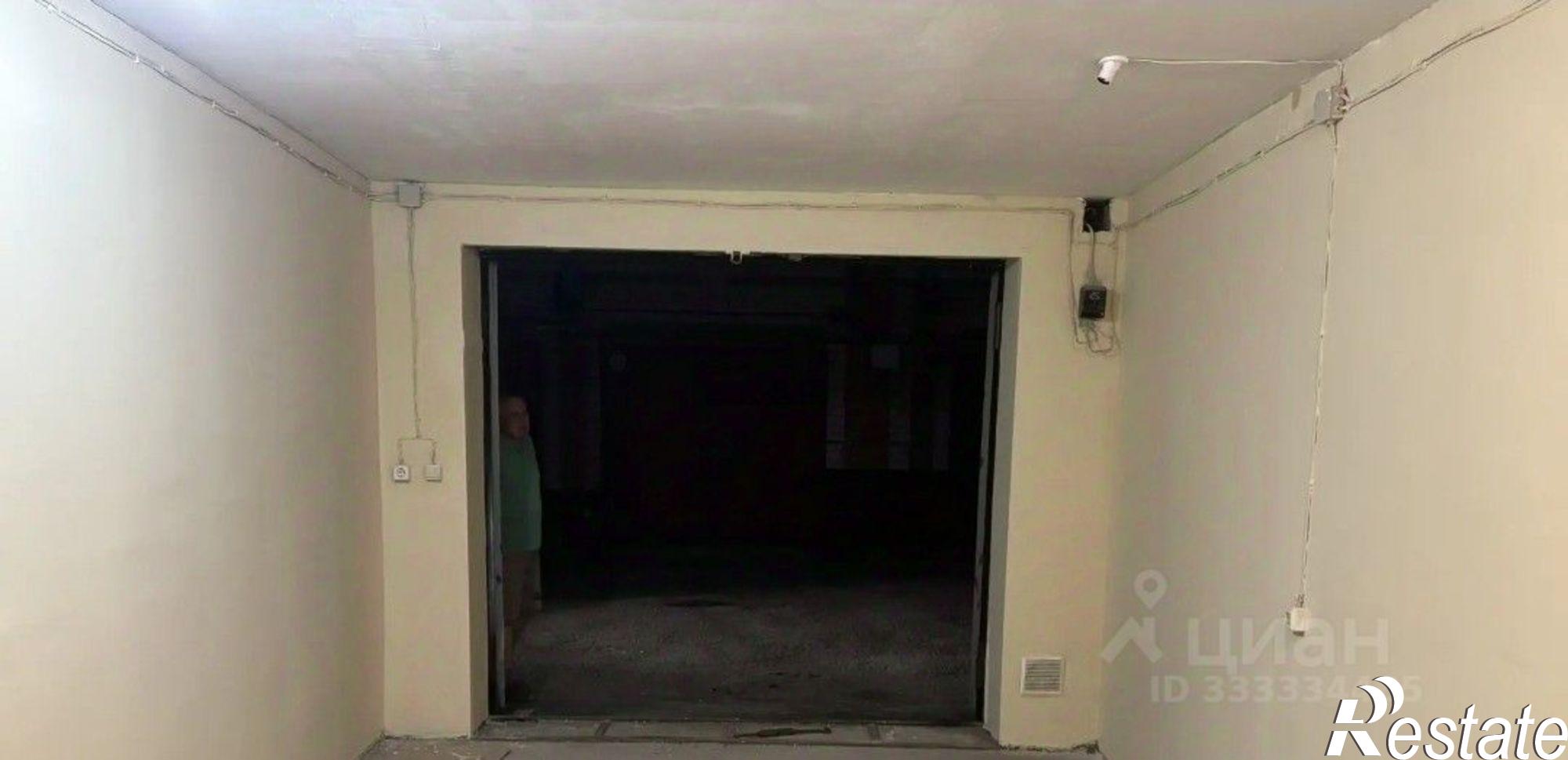 Купить гараж, место в паркинге за 1 350 000 рублей на ул Шелковичная, 151