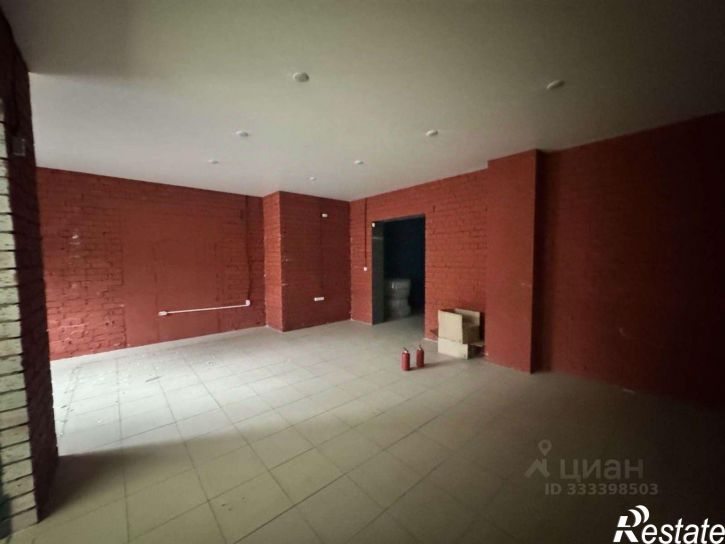 Торговое помещение ул Романтиков, 46Б,  д. 46Б
