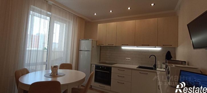 1-комн квартира пр-кт Героев Отечества, 4А,  д. 4А