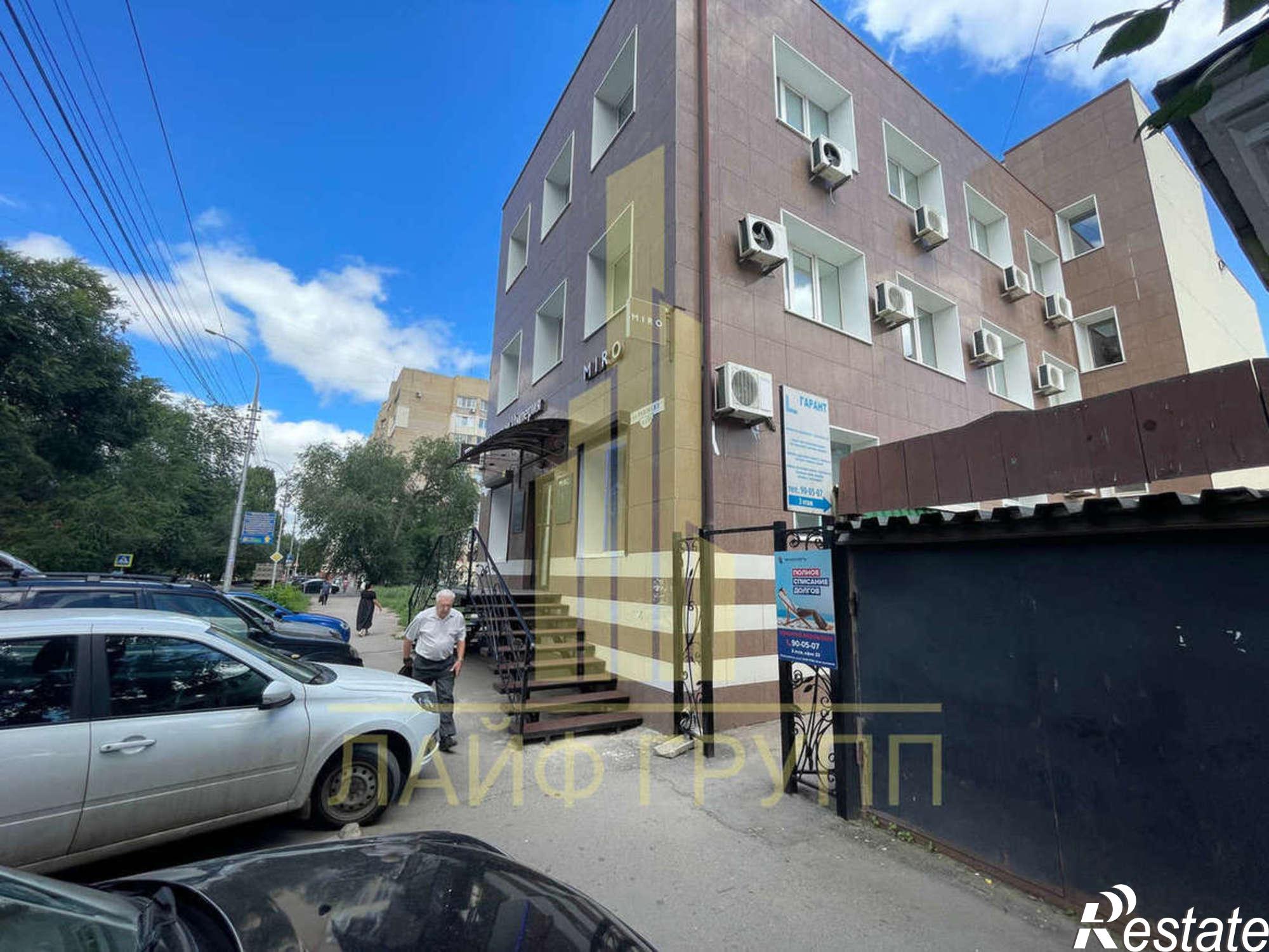 Купить торговое помещение за 63 000 000 рублей на Рахова улица, 158