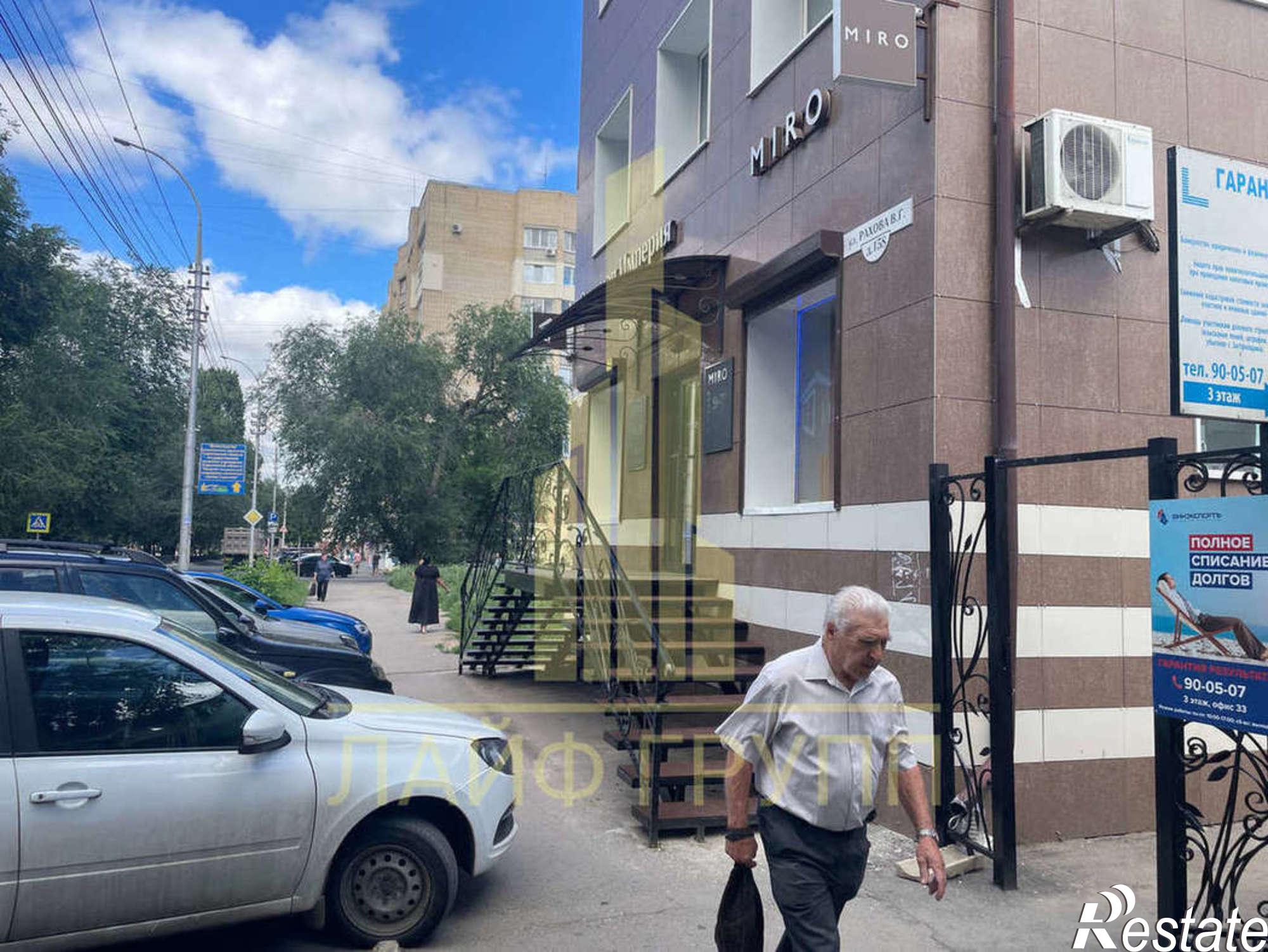 Купить торговое помещение за 63 000 000 рублей на Рахова улица, 158