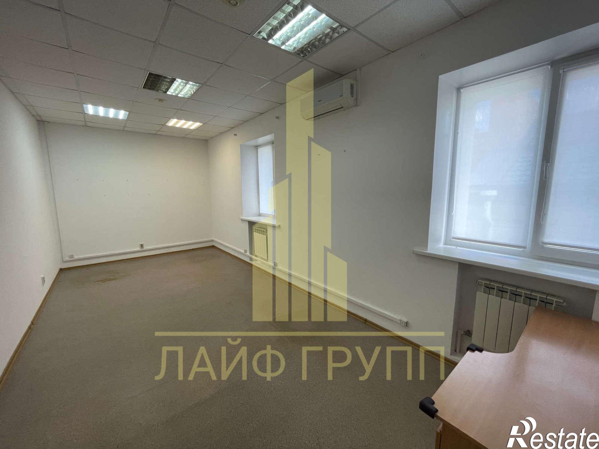 Купить торговое помещение за 63 000 000 рублей на Рахова улица, 158