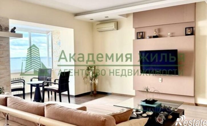 4-комн квартира ул им Чернышевского Н.Г., 92Б,  д. 92Б