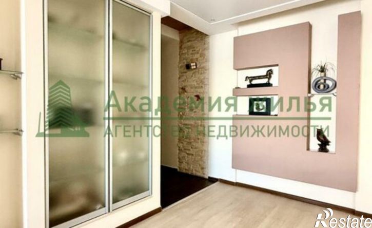 4-комн квартира ул им Чернышевского Н.Г., 92Б,  д. 92Б
