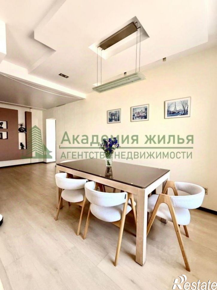 4-комн квартира ул им Чернышевского Н.Г., 92Б,  д. 92Б