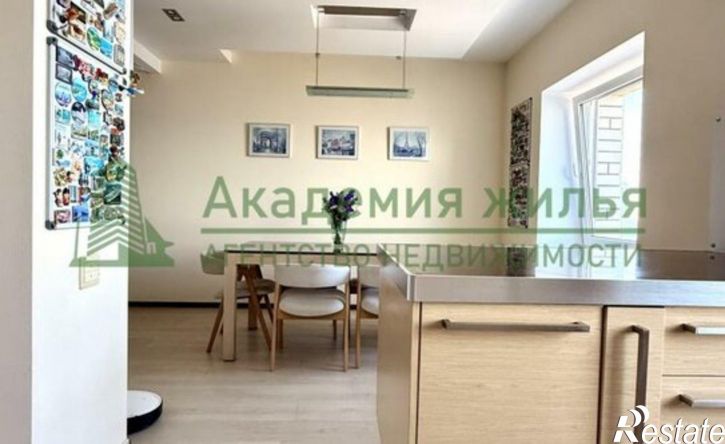4-комн квартира ул им Чернышевского Н.Г., 92Б,  д. 92Б