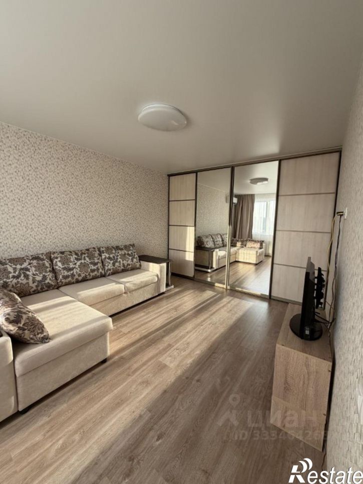 1-комн квартира пр-кт Героев Отечества, 4А,  д. 4А