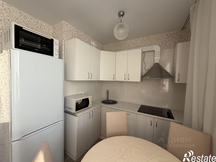 1-комн квартира пр-кт Героев Отечества, 4А,  д. 4А