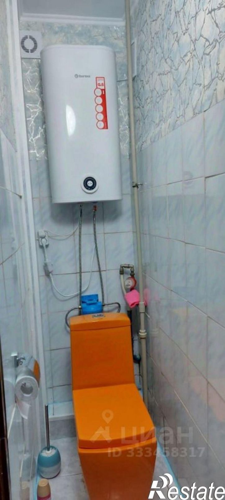 Комната пл им Кирова С.М., 8,  д. 8