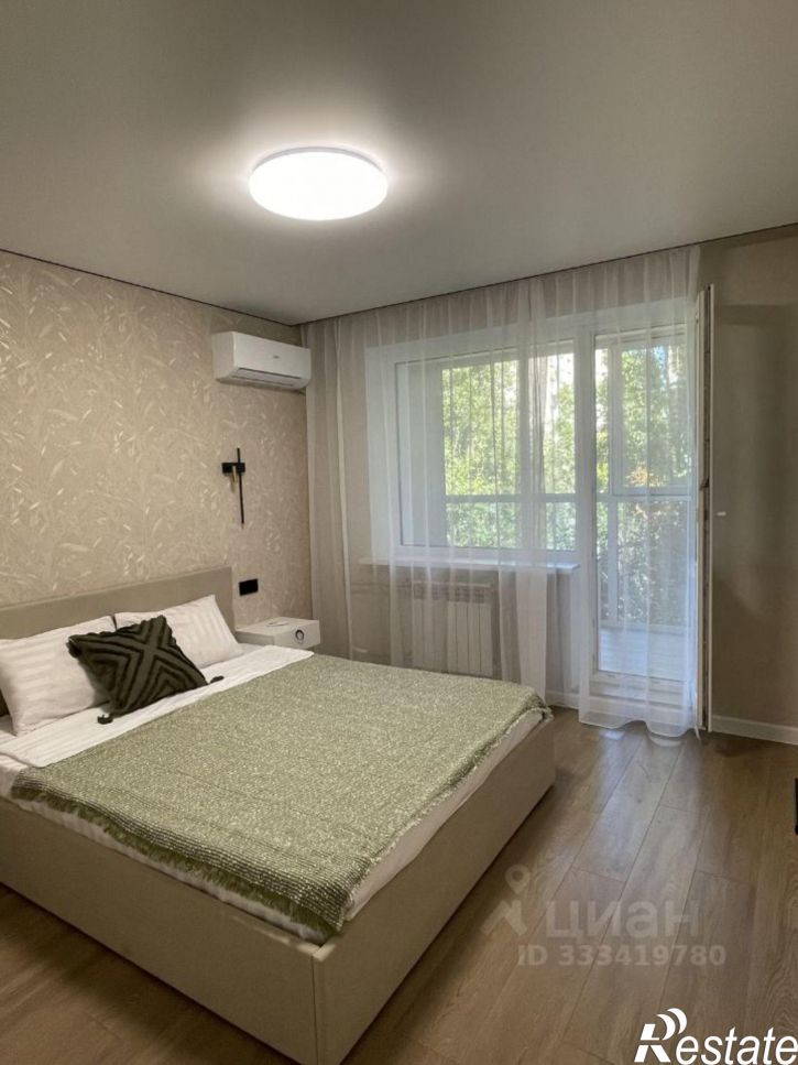 3-комн квартира ул Новоузенская, 15/33,  д. 15/33