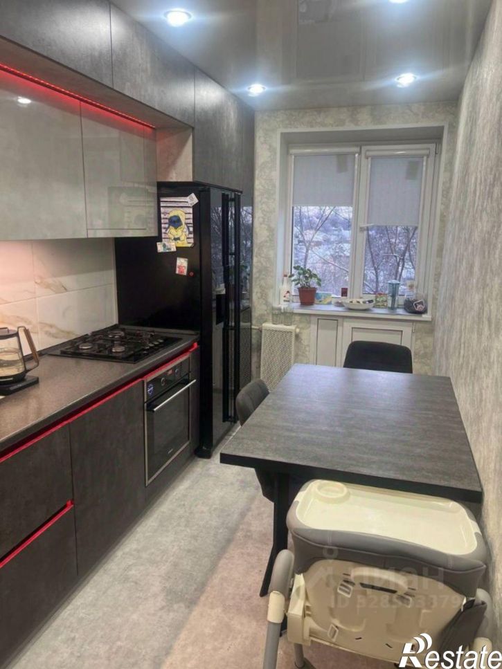 4-комн квартира 3-й Крекингский пр-д, 19,  д. 19