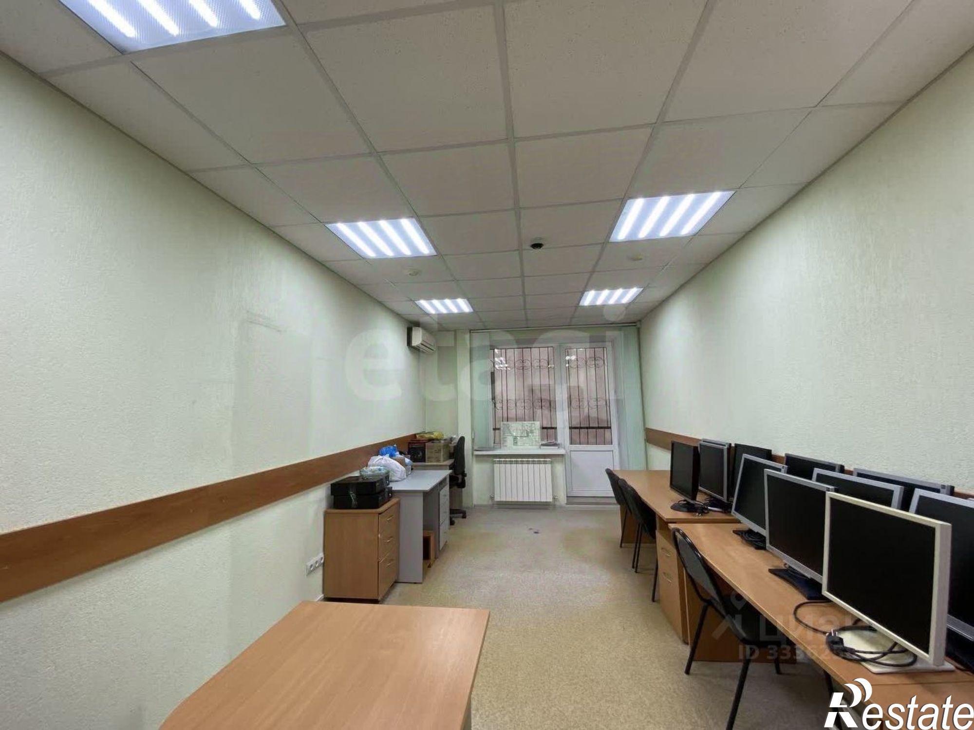 Купить офис, помещение под офис за 16 900 100 рублей на улица Степана Разина, 54