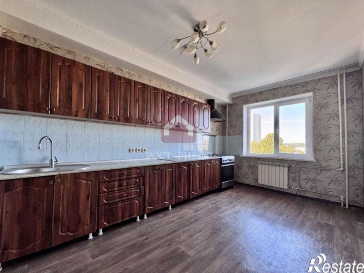 2-комн квартира улица Зарубина, 202,  д. 202