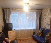 комната 100 кв м улица Азина, 39