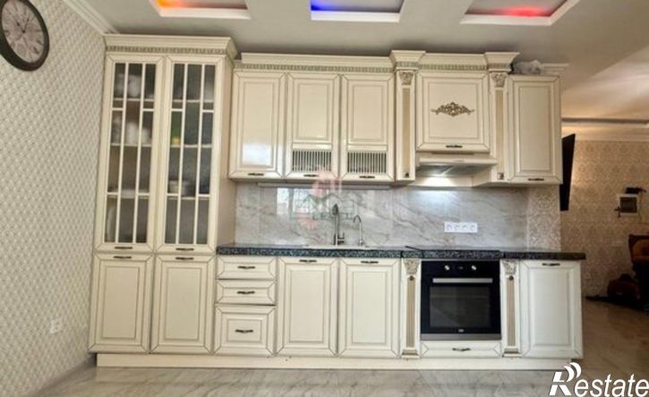 2-комн квартира проспект Героев Отечества, 4А,  д. 4А
