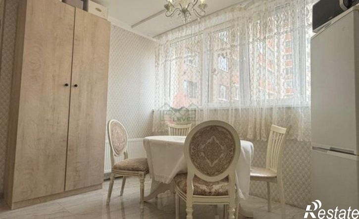 2-комн квартира проспект Героев Отечества, 4А,  д. 4А