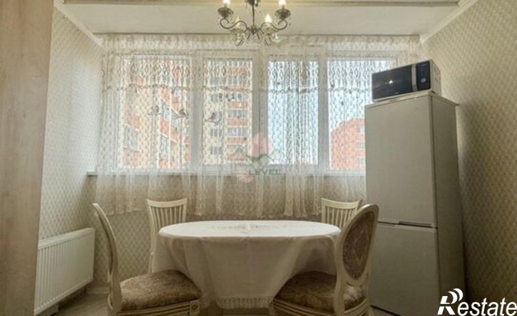 2-комн квартира проспект Героев Отечества, 4А,  д. 4А