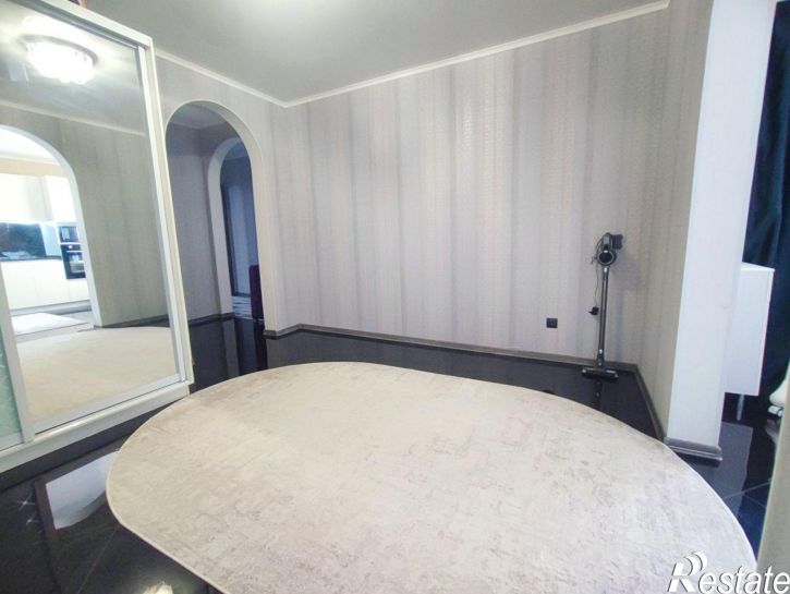 2-комн квартира улица Батавина, 18,  д. 18