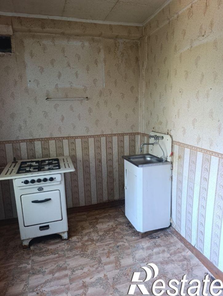 3-комн квартира улица Тархова, 4Б,  д. 4Б