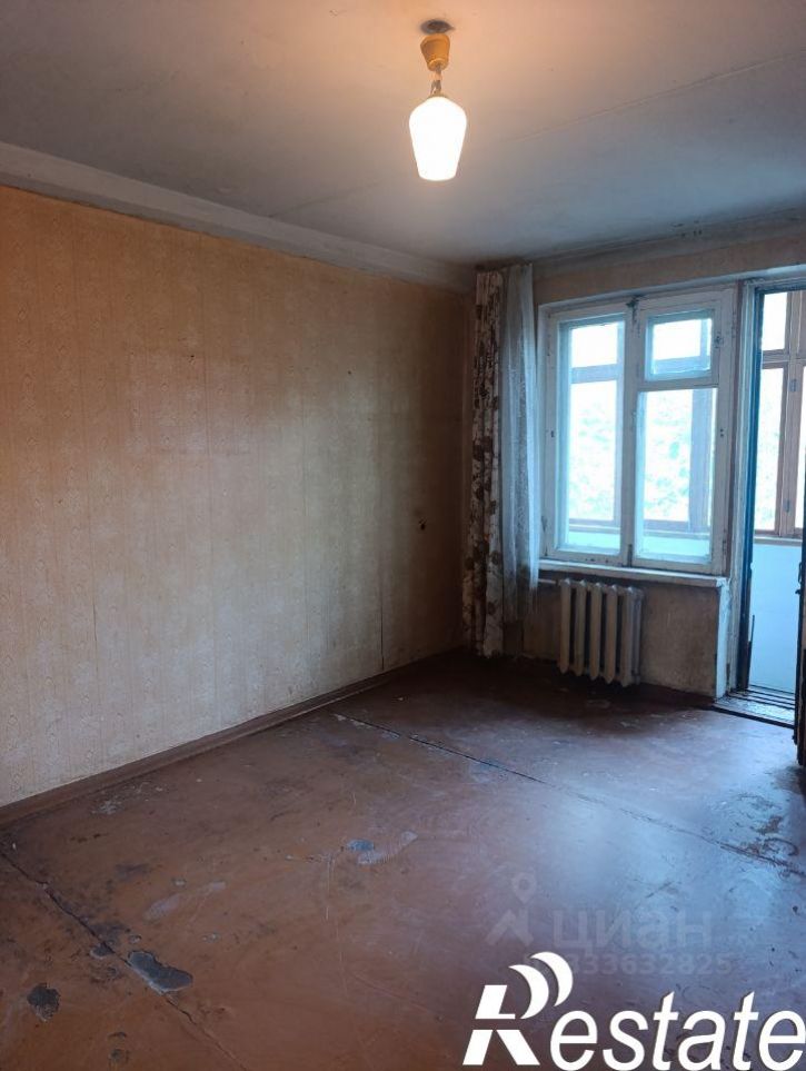 3-комн квартира улица Тархова, 4Б,  д. 4Б