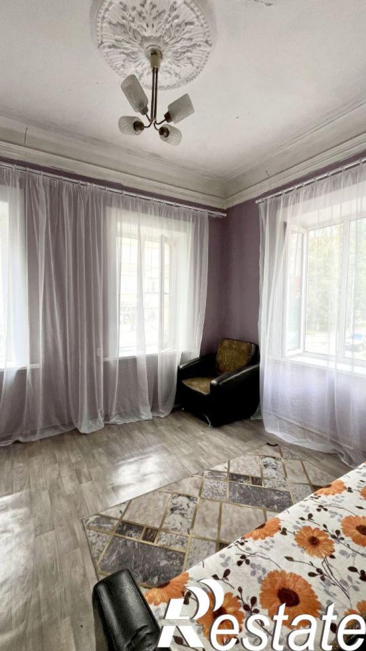 4-комн квартира Белоглинская улица, 16,  д. 16