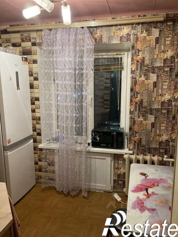 2-комн квартира улица Тархова, 6Б,  д. 6Б