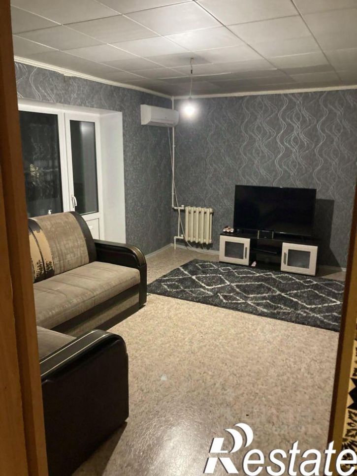 2-комн квартира улица Тархова, 6Б,  д. 6Б