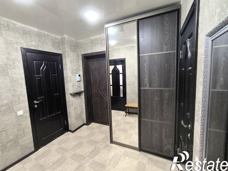 2-комн квартира улица Академика Антонова (дублёр), 24,  д. 24