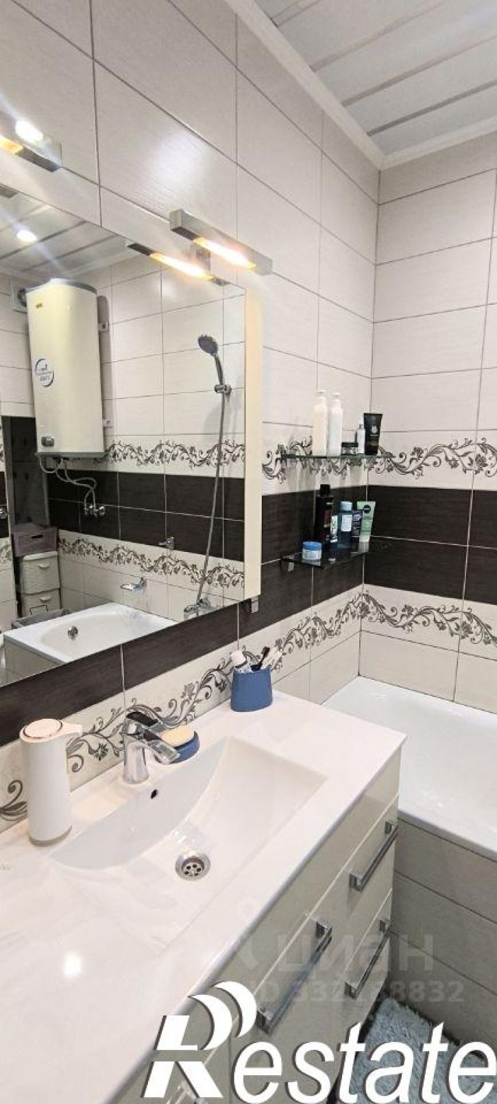 2-комн квартира улица Академика Антонова (дублёр), 24,  д. 24