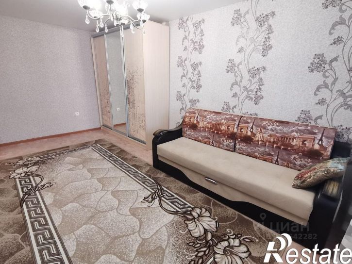 1-комн квартира Авиационная улица, 42,  д. 42