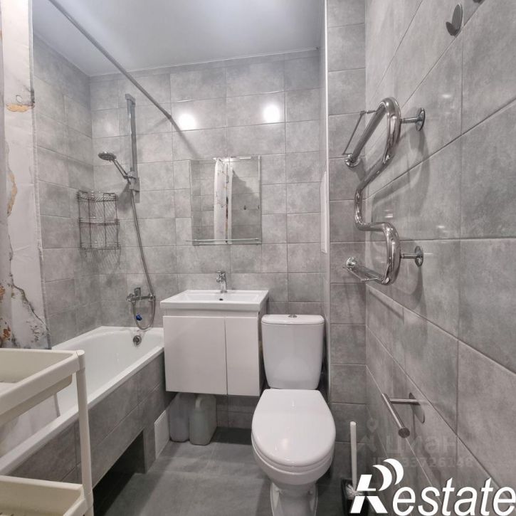 1-комн квартира улица Братьев Никитиных, 8Д,  д. 8Д