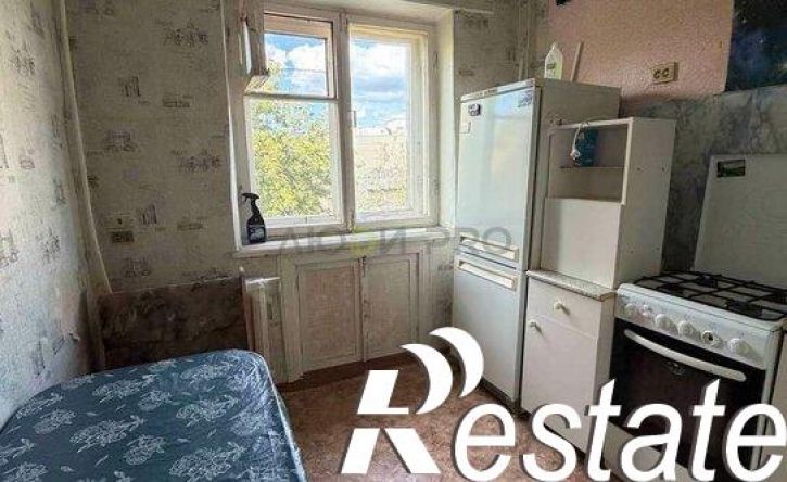 2-комн квартира улица Сакко и Ванцетти, 10,  д. 10
